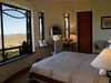 Isandlwana Lodge - Bedroom1